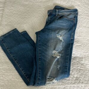 Mavi distressed jeans